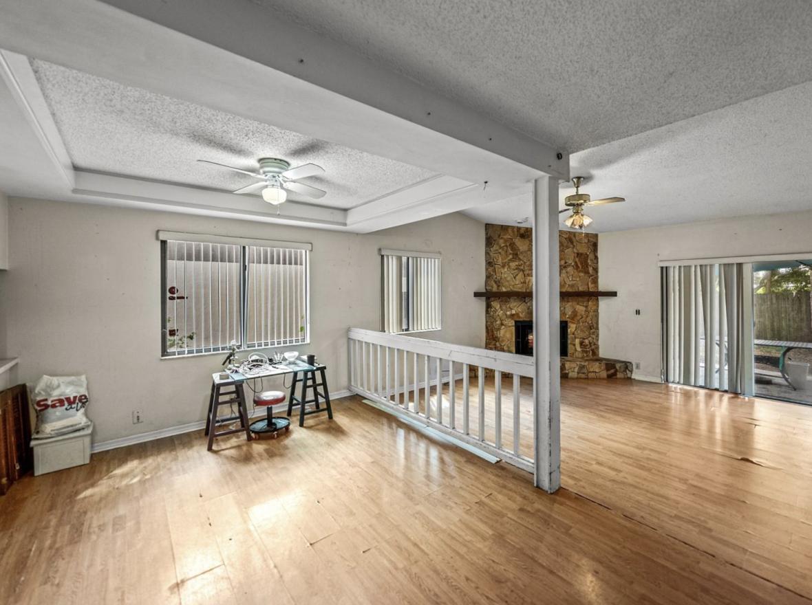 Block Lakeland Flip EquityPro